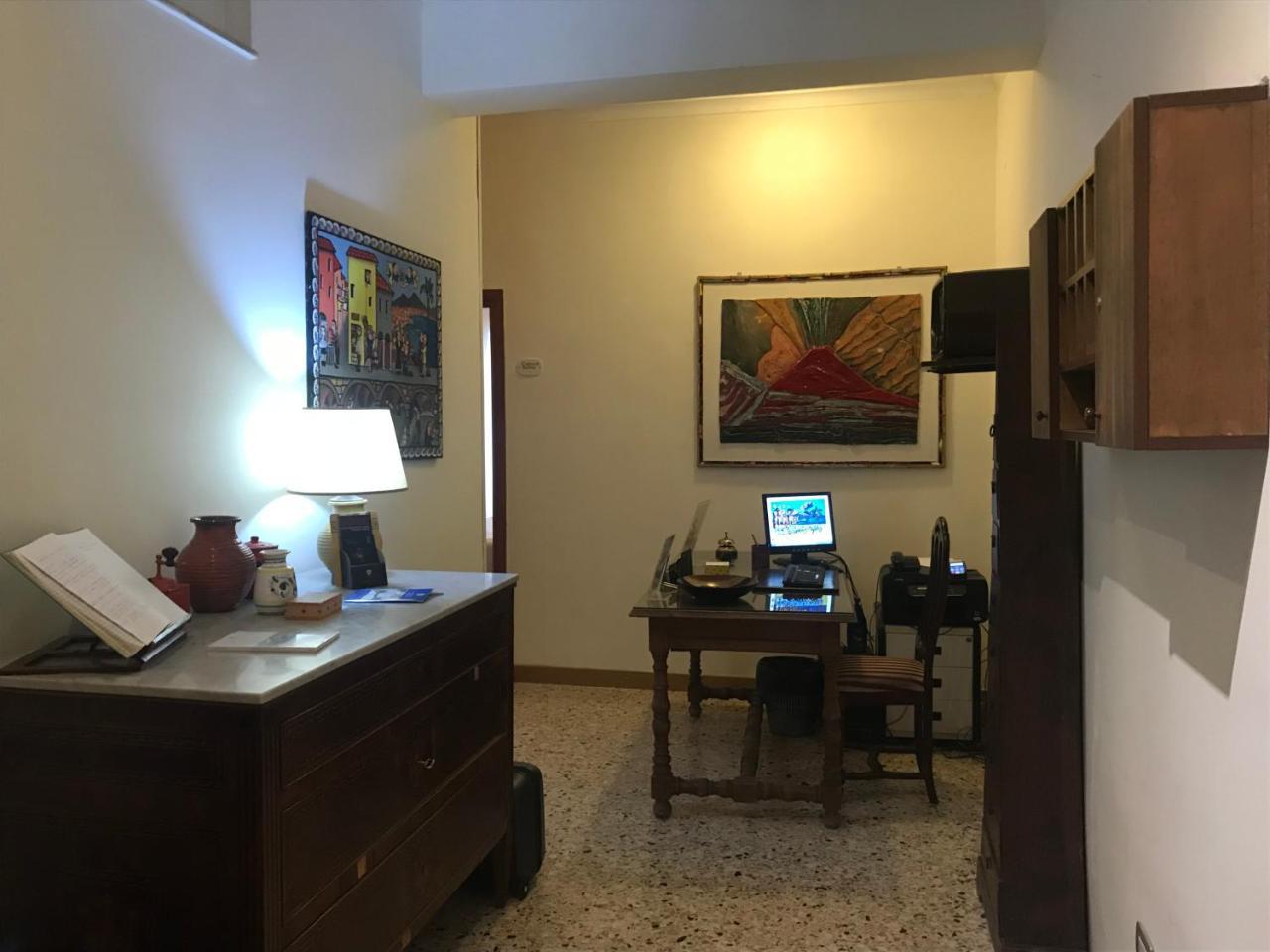 Couette-café Sansevero 3*